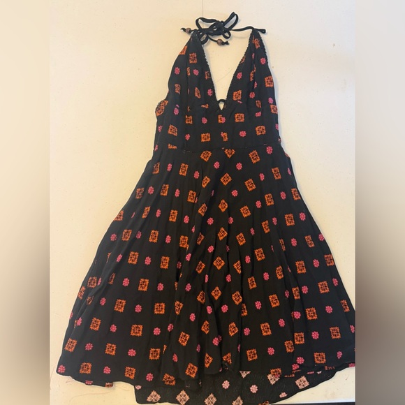 Ecote Dresses & Skirts - Ecoté Black Garment with Brand Tag